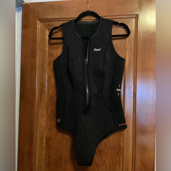 Cressi neoprene bathing suit.  Size XL/5 - Picture 1 of 4